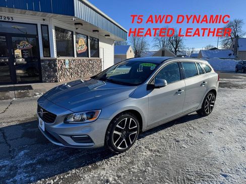 Used 2018 Volvo V60 T5 Dynamic w/ Protection Package image 2