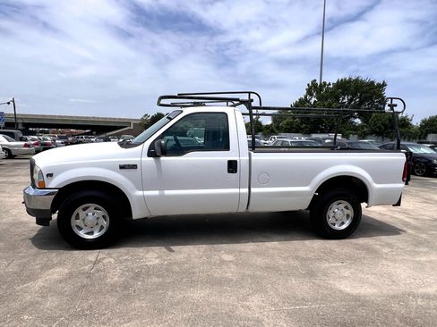 Used 2002 Ford F250 XL image 3