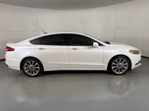Used 2017 Ford Fusion Platinum AWD/4WD image 9