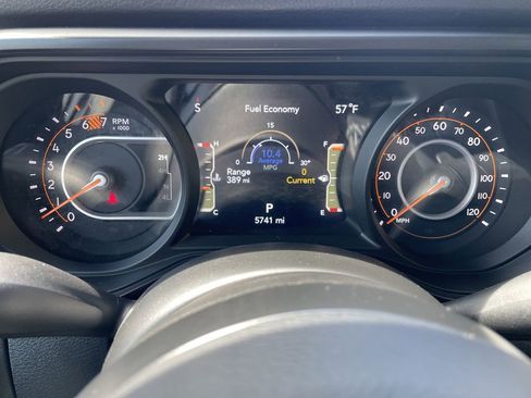 Used 2026 Jeep Wrangler Unlimited Sport AWD/4WD image 17