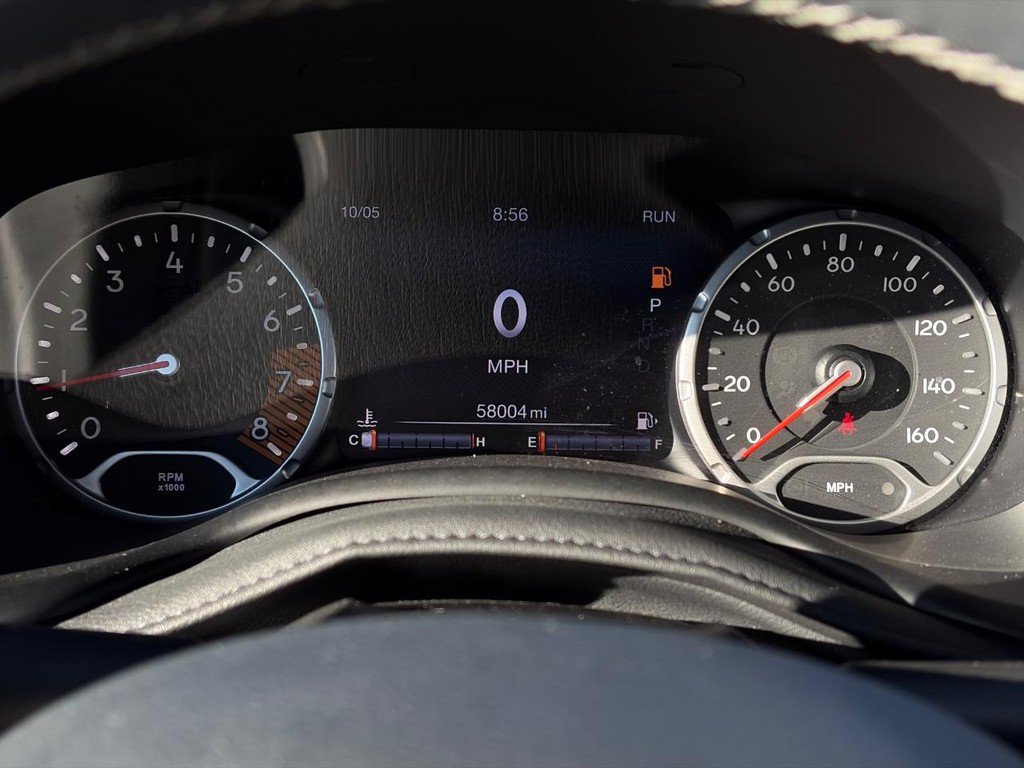 Used 2021 Jeep Renegade Latitude w/ Sun & Sound Group FWD image 27