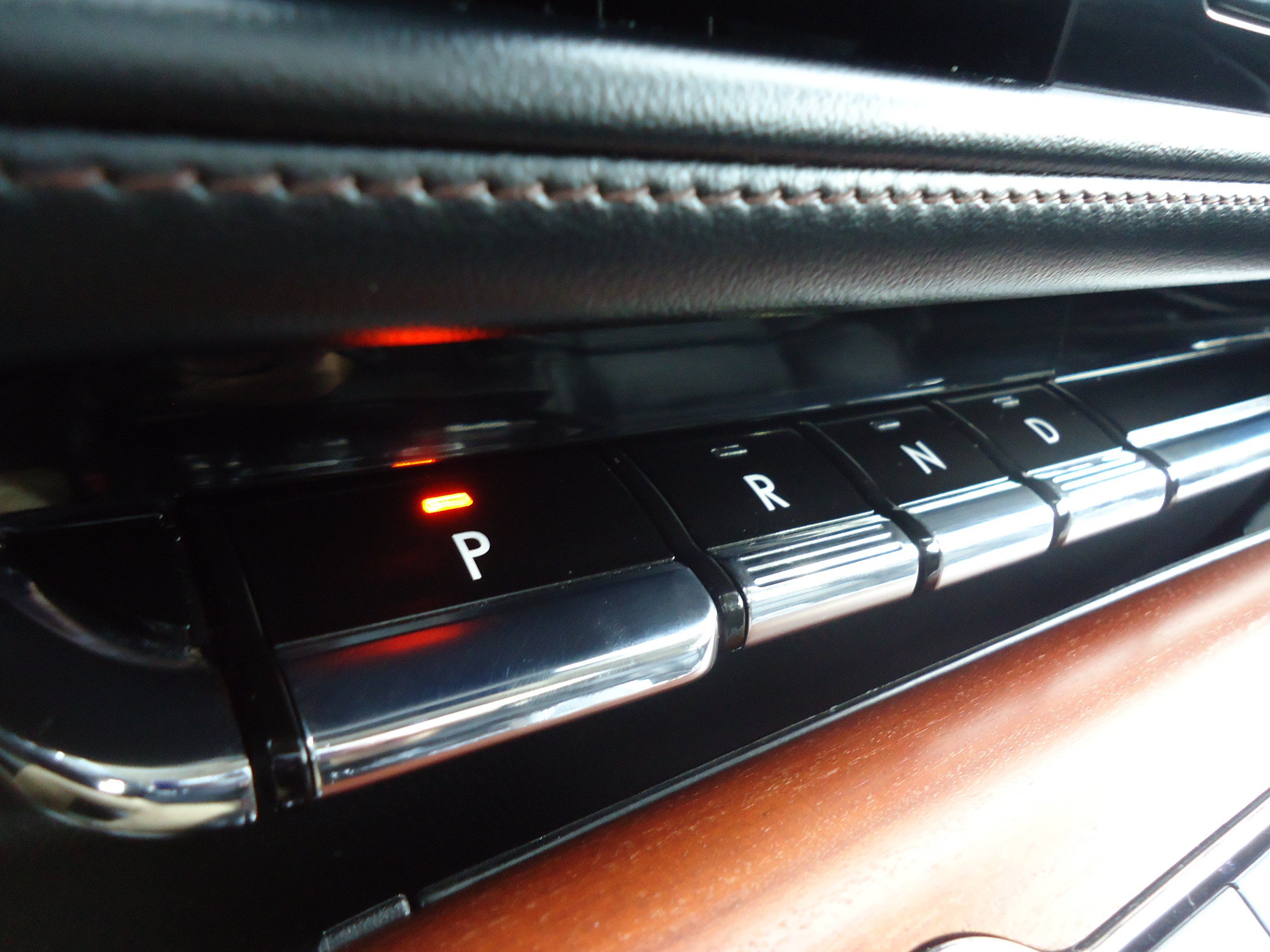 Used 2021 Lincoln Aviator Grand Touring w/ Equipment Group 302A AWD/4WD image 21