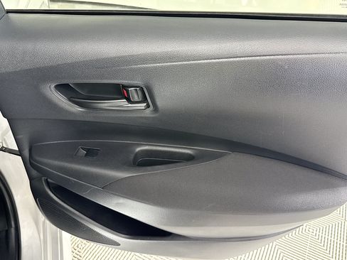 Used 2024 Toyota Corolla LE FWD image 25