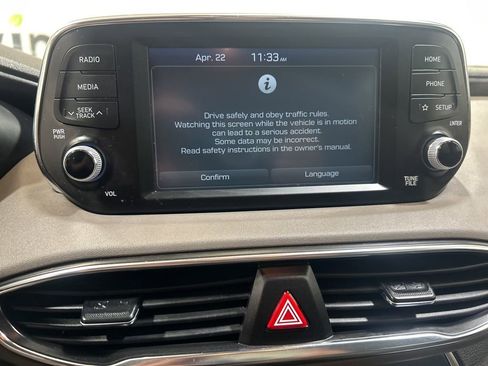 Used 2020 Hyundai Santa Fe SE AWD/4WD image 25