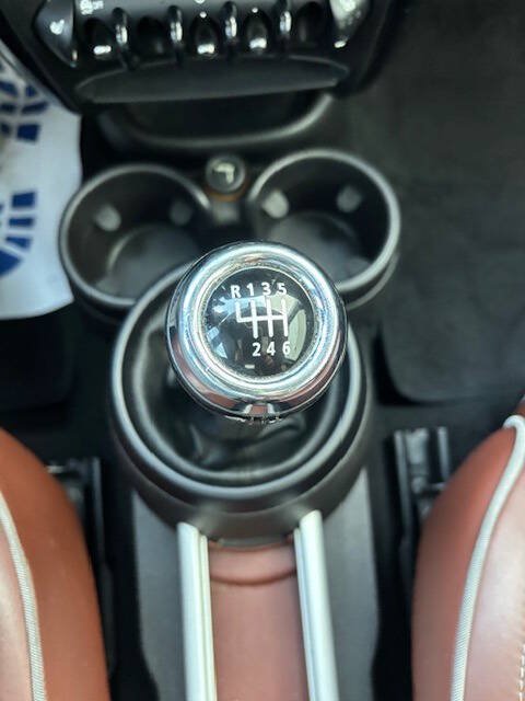 Used 2014 MINI Cooper Paceman FWD image 6