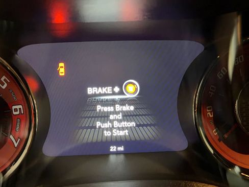Used 2023 Dodge Challenger SRT Hellcat RWD image 9