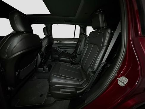 New 2025 Jeep Grand Cherokee L Limited w/ Luxury Tech Group II image 15