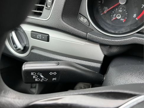 Used 2018 Volkswagen Passat 2.0T S image 16