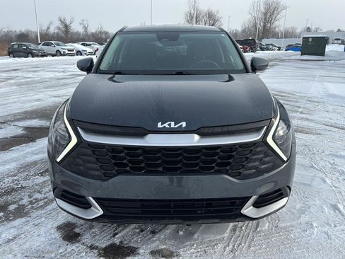 Used 2023 Kia Sportage LX image 8