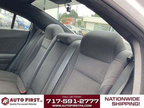 Used 2019 Dodge Charger SXT w/ Blacktop Package AWD/4WD image 12