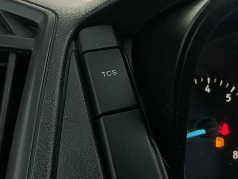 Used 2019 Ford Transit 150 XL image 35