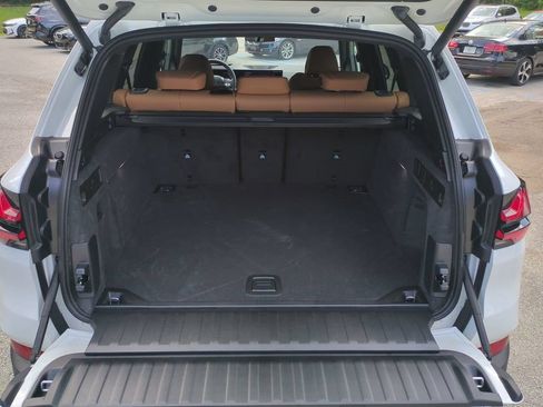 New 2026 BMW X5 xDrive40i w/ Premium Package AWD/4WD image 13