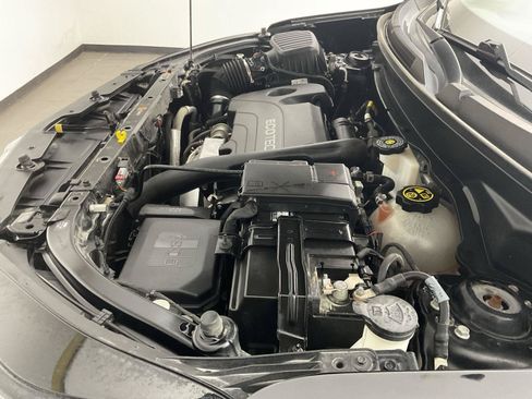 Used 2022 Chevrolet Equinox LT FWD image 18