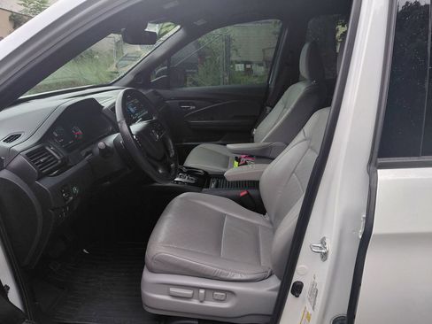 Used 2021 Honda Passport Elite image 2