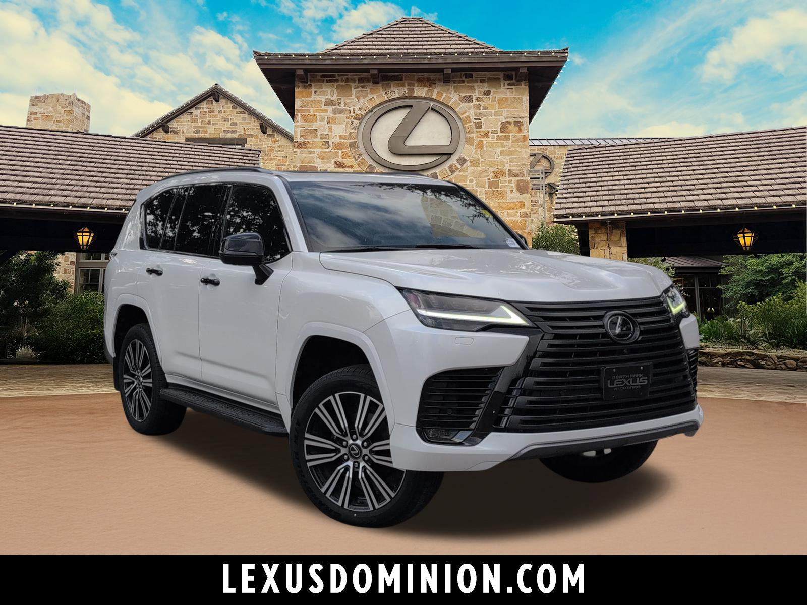 Used 2024 Lexus LX 600 4WD w/ Appearance Package image 1