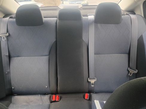 Used 2025 Nissan Versa SV FWD image 9