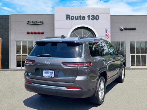 Used 2024 Jeep Grand Cherokee L Laredo AWD/4WD image 4