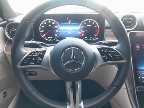 Used 2024 Mercedes-Benz C 300 4MATIC Sedan image 5
