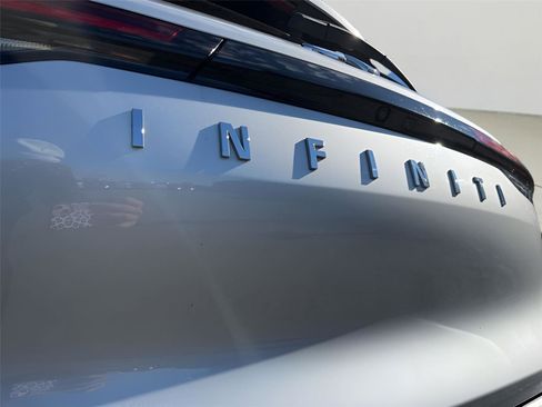 Used 2022 INFINITI QX60 Pure image 11