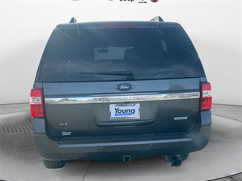 Used 2017 Ford Expedition EL XLT w/ Equipment Group 202A image 3