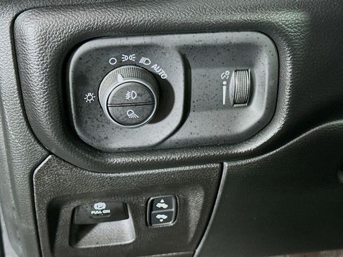 Used 2022 RAM 1500 Big Horn image 16