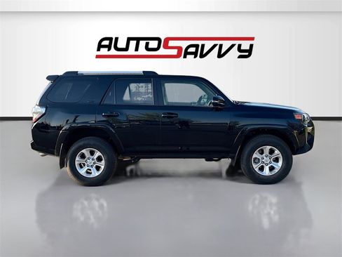 Used 2024 Toyota 4Runner SR5 Premium image 8