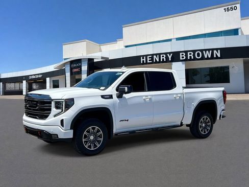 Used 2024 GMC Sierra 1500 AT4 w/ Technology Package AWD/4WD image 1