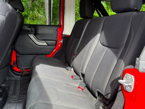 Used 2016 Jeep Wrangler Unlimited Sport w/ Quick Order Package 24S AWD/4WD image 6