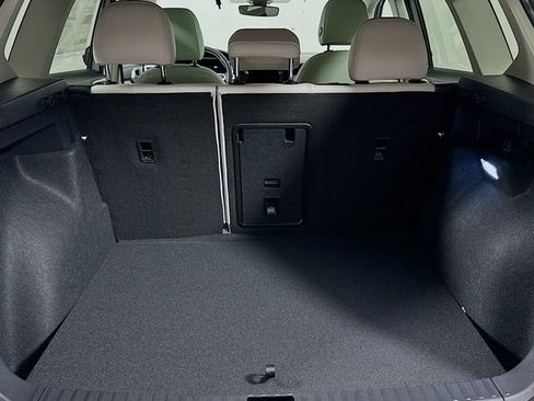 New 2026 Volkswagen Taos SE AWD/4WD image 22