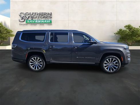 Used 2024 Jeep Grand Wagoneer L 4WD image 6