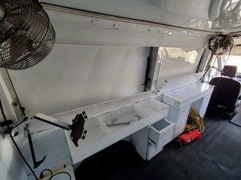 Used 2021 Ford Transit 250 Medium Roof image 24