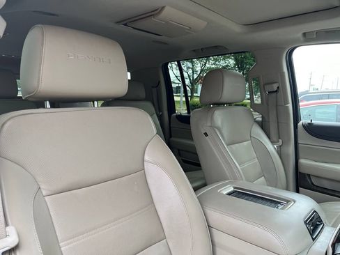 Used 2018 GMC Yukon XL Denali w/ Open Road Package AWD/4WD image 4