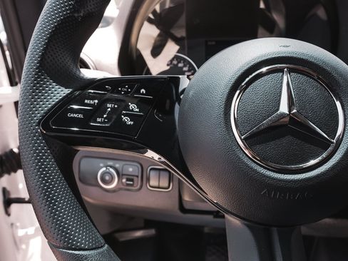 Used 2026 Mercedes-Benz Sprinter 2500 image 18