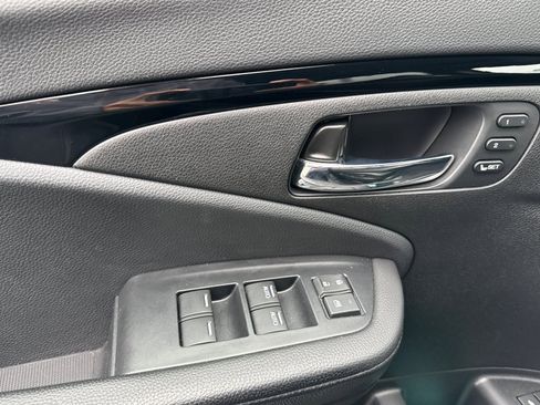 Used 2022 Honda Pilot Elite image 10