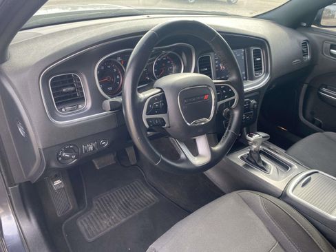 Used 2018 Dodge Charger SXT Plus image 17