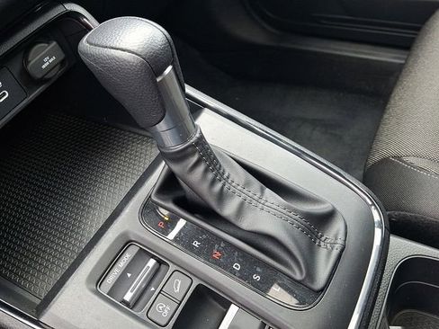 Certified 2025 Honda CR-V EX image 12