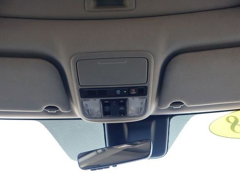 Used 2018 Honda Odyssey Elite image 32