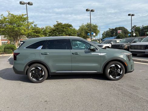 Used 2025 Kia Sorento SX Prestige AWD/4WD image 7