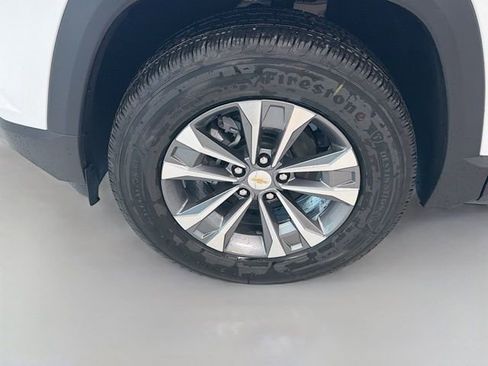 New 2026 Chevrolet Equinox LT FWD image 26