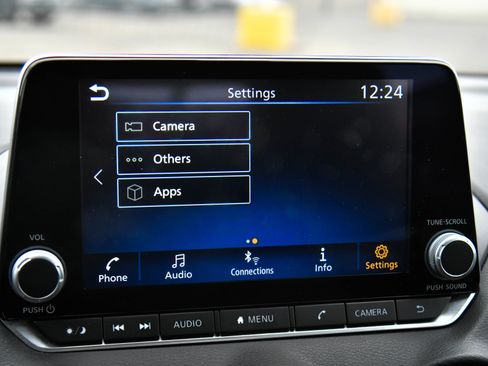 Used 2024 Nissan Sentra SV image 19