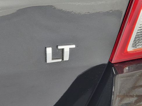 Used 2020 Chevrolet Trax LT w/ LT Convenience Package FWD image 10
