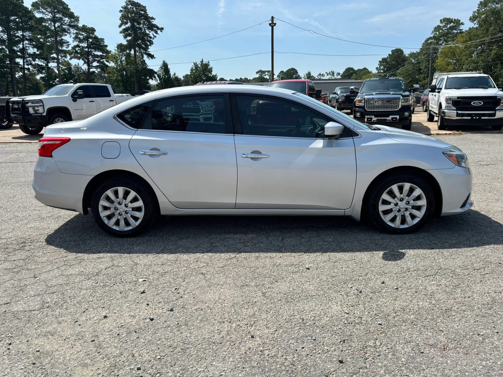Used 2017 Nissan Sentra S FWD image 6