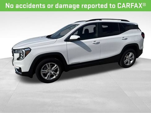 Used 2024 GMC Terrain SLE w/ Driver Convenience Package AWD/4WD image 3