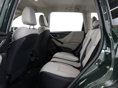 Used 2023 Subaru Forester AWD/4WD image 17