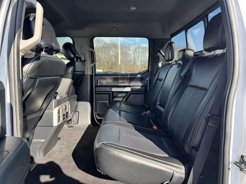 Used 2020 Ford F150 Lariat image 14