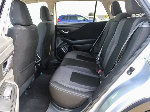 Used 2023 Subaru Outback Premium image 18