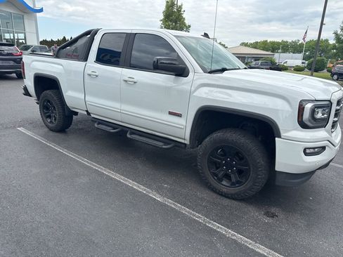 Used 2017 GMC Sierra 1500 SLT w/ All Terrain X Package AWD/4WD image 2