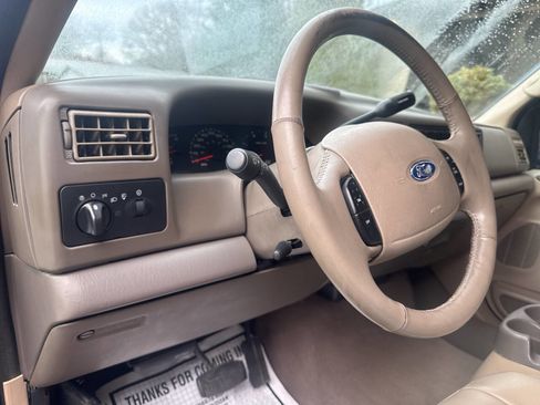 Used 2003 Ford F250 XL image 17