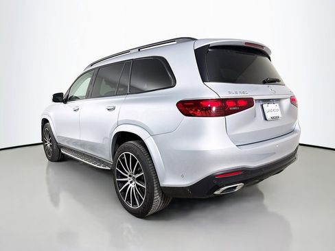 Used 2024 Mercedes-Benz GLS 450 4MATIC image 7