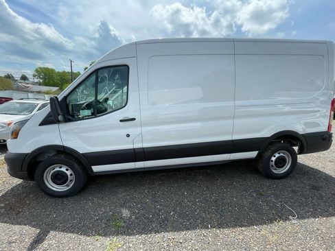 New 2025 Ford Transit 250 148 Medium Roof image 7